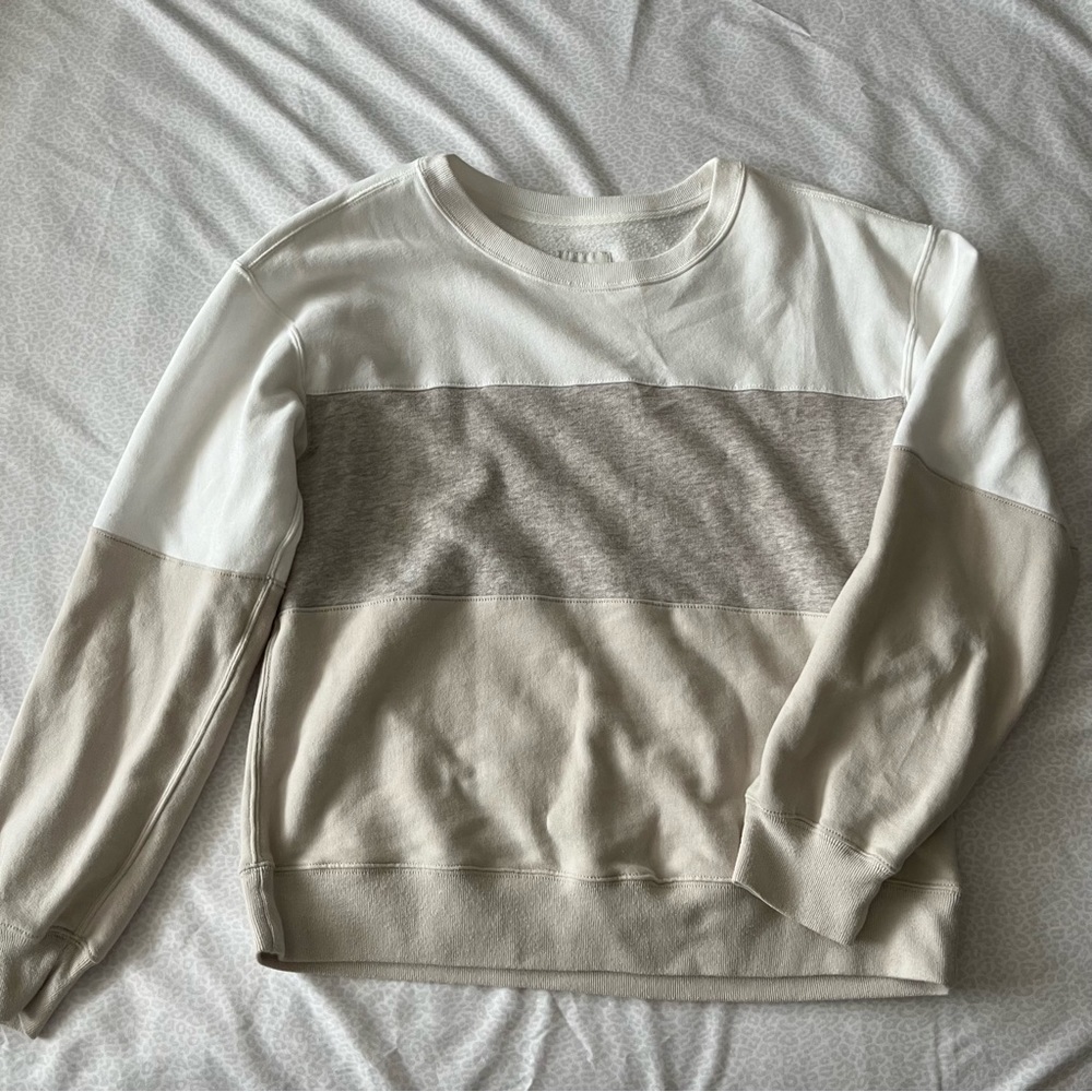 Abercrombie & Fitch Colorblock Crewneck Sweatshirt